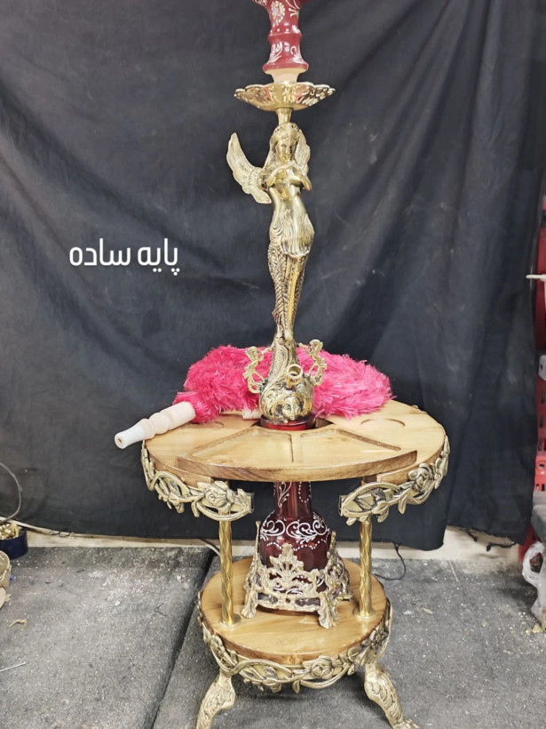 میز نگهدارنده قلیان برنز پایه ساده با صفحه چوب روس همراه جای وارمر و تنقلات